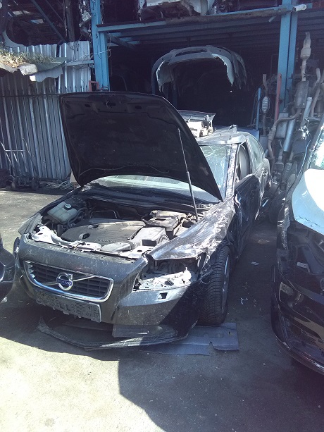 2012 VOLVO S40 ÇIKMA RADYATÖR ADNAN TÜRK OTO DA